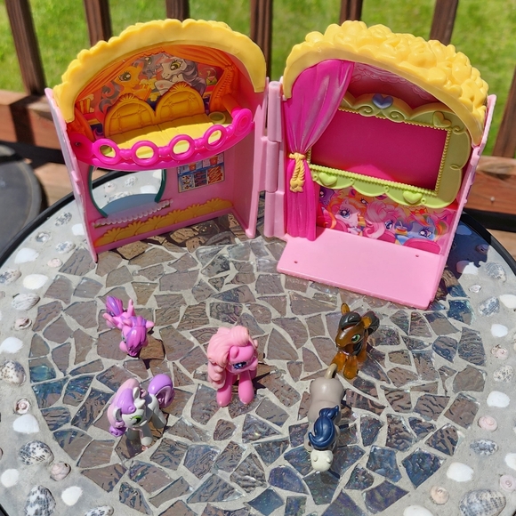 My little Pony movie theater - Picture 6 of 6